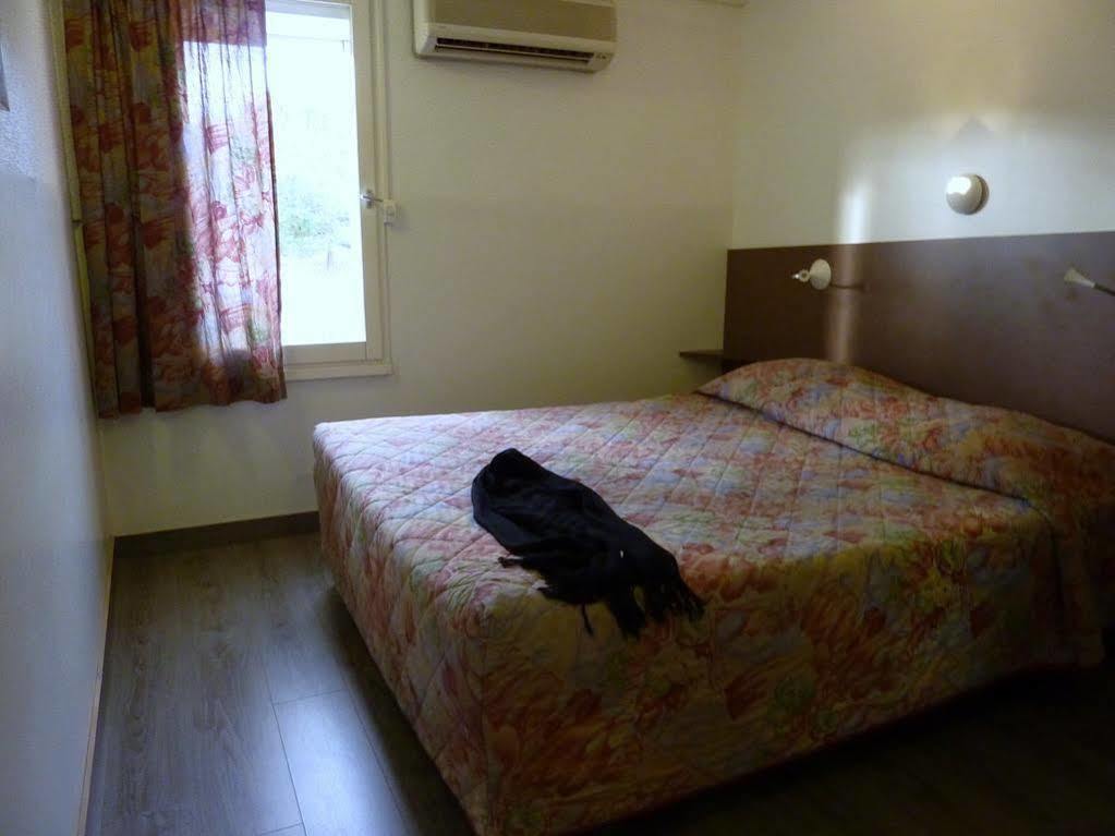 Fasthotel Narbonne Bagian luar foto