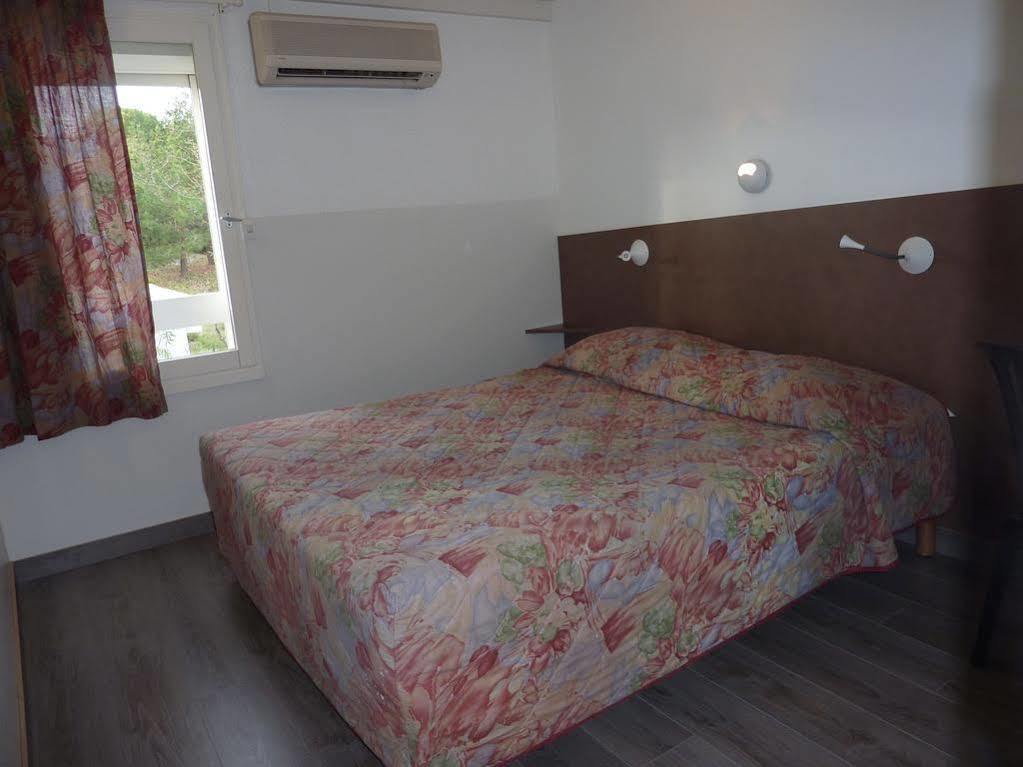 Fasthotel Narbonne Bagian luar foto